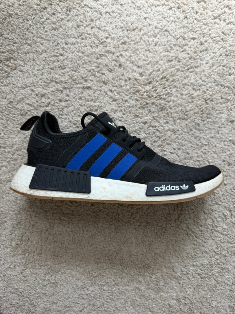 Adidas NMD R1 Mens Size 9 Black Royal Blue Boost Gum Sole Sneakers IE4694